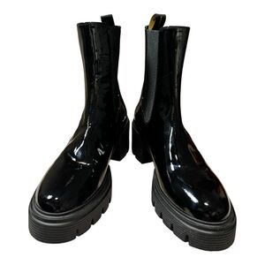 Stuart Weitzman Black Patent Leather Lug Sole Combat Chelsea Boots Size 8